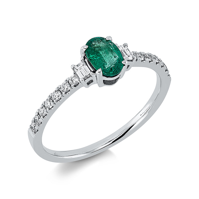 Ring 18 kt WG, 2 Bag. 0,09 ct, TW-si, 14 Brill. 0,14 ct, TW-si, 1 Smaragd 0,38 ct grün