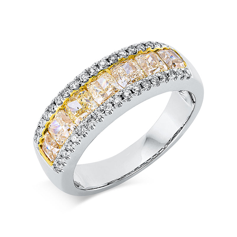 Ring 18 kt WG+GG, 38 Brill. 0,25 ct, TW-si, 7 Cushion 1,91 ct, gelb