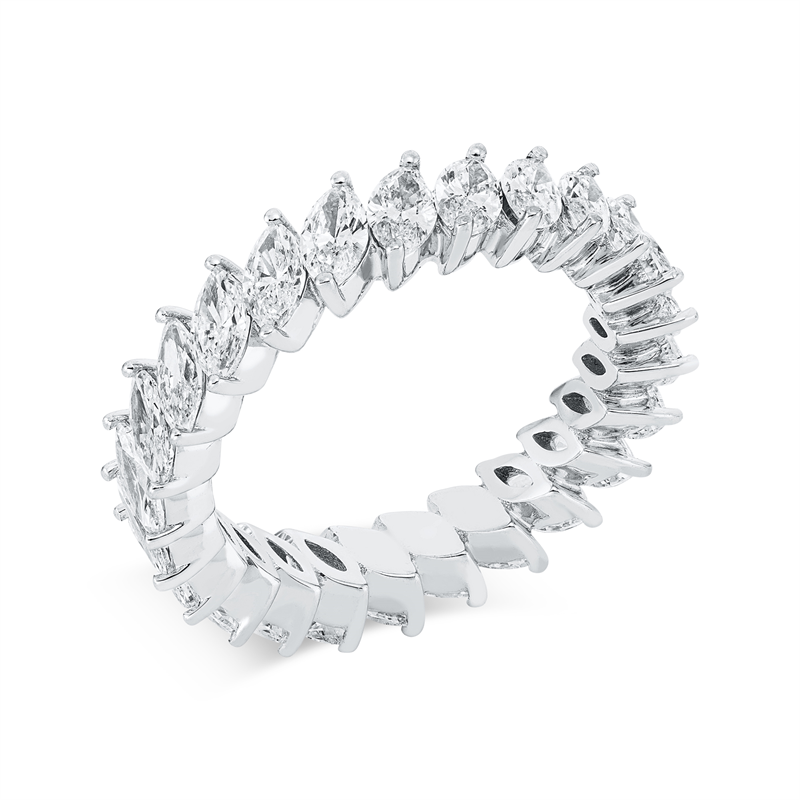 Ring 18 kt WG, 25 Nav. 3,13 ct, TW-si