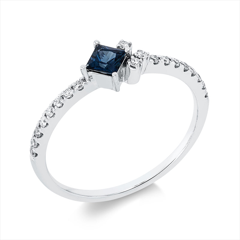 Ring 18 kt WG, 19 Brill. 0,13 ct, TW-pi, 1 Saphir 0,22 ct blau