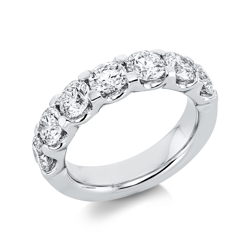 Ring 18 kt WG, 7 GIA's, 1 Brill. 0,40 ct, F-vsi, 6 Brill. 2,40 ct, TW-vsi