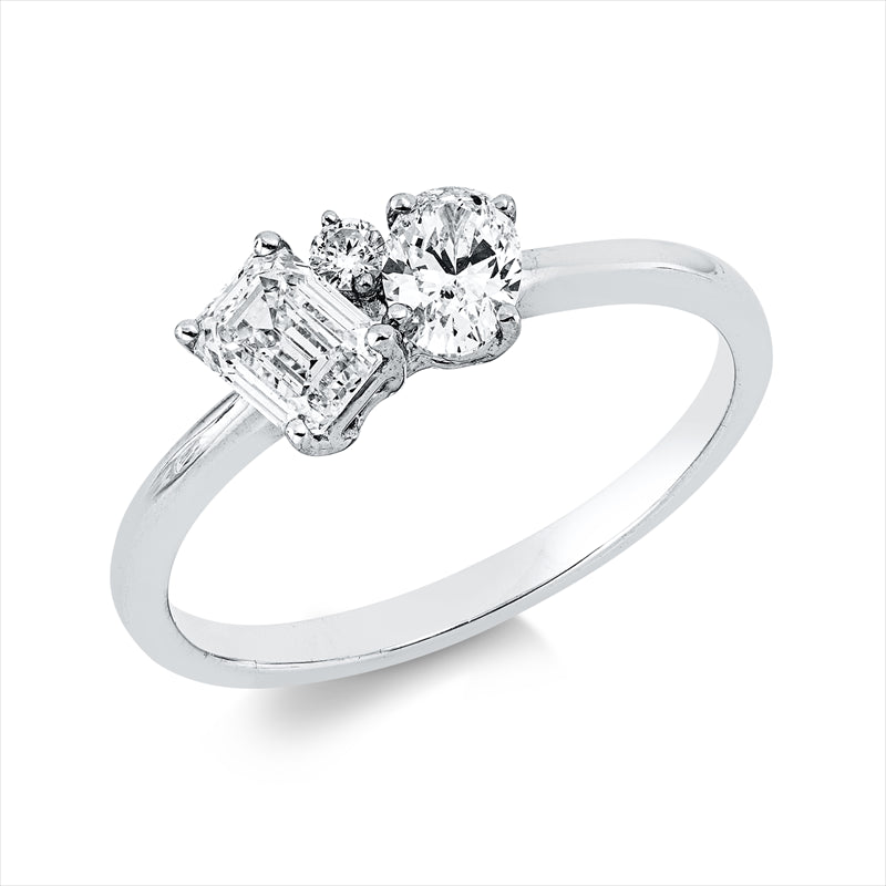 Ring 18 kt WG, GIA B5483784992, 1 Oval 0,30 ct, 1 Sm.schliff 0,50 ct, TW-si2, 1 Brill. 0,03 ct, TW-si