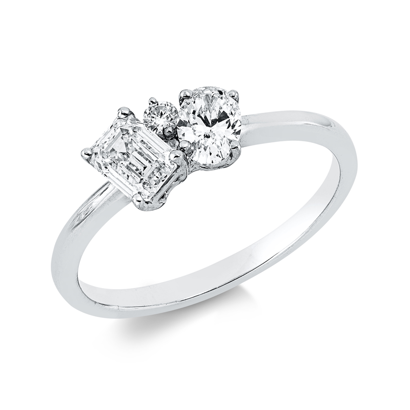 Ring 18 kt WG, GIA 5483784992, 1 Oval 0,30 ct, TW-si, 1 Sm.schliff 0,50 ct, TW-si2, 1 Brill. 0,03 ct