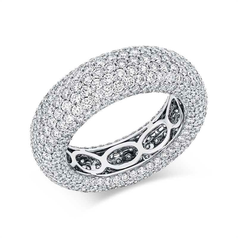 Ring 18 kt WG, 330 Brill. 4,73 ct, TW-vsi, 93 Brill. 0,68 ct, TW-vsi