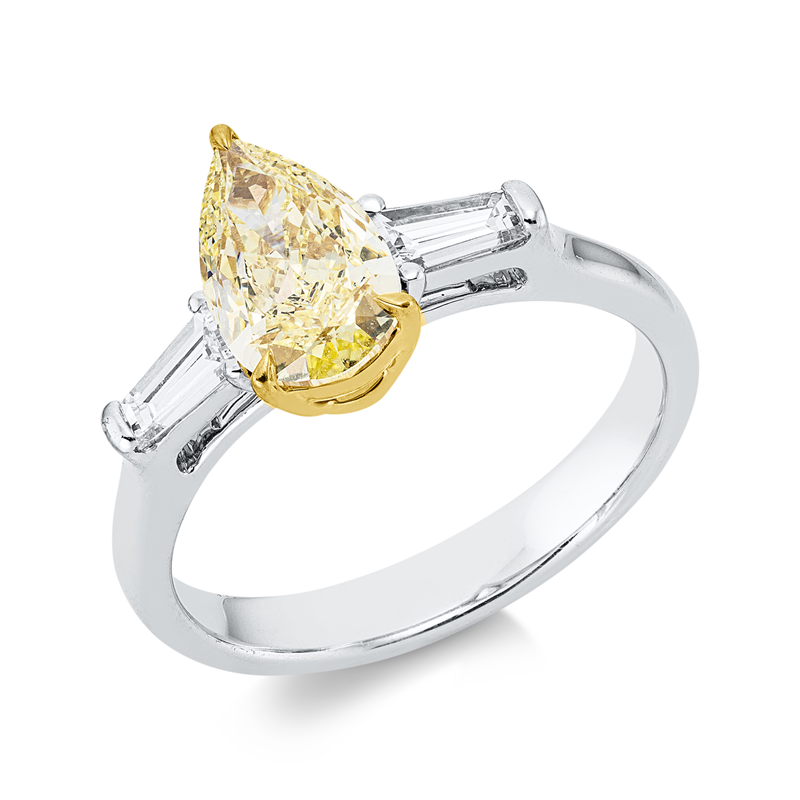 Ring 18 kt WG+GG, GIA 6345654950, 1 Tropfen 1,02 ct, gelb-vvs2, 2 Trap. 0,36 ct, F-vvs/vs