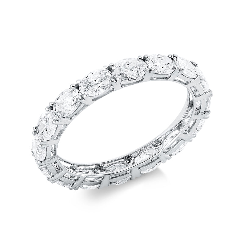 Ring 18 kt WG, 16 Oval 2,50 ct, TW-si