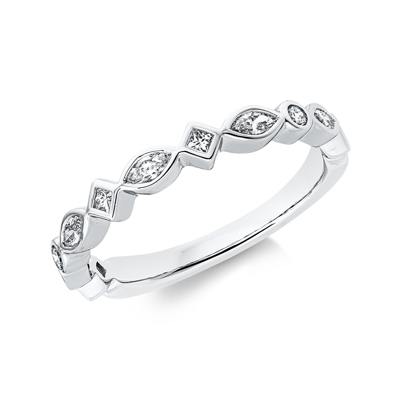 Ring 18 kt WG, 4 Princ. 0,07 ct, TW-vsi, 5 Nav. 0,19 ct, TW-vsi, 2 Brill. 0,04 ct, TW-si