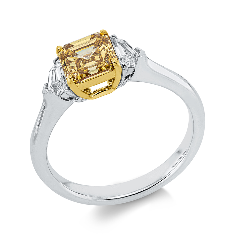 Ring 18 kt WG+GG, GIA 1465590044, 1 Assher 1,37 ct, gelb-si2, 2 Fant-Schl. 0,30 ct, TW-si