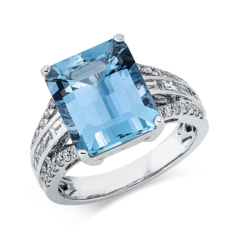 Ring 18 kt WG, 8 Bag. 0,38 ct, TW-si, 28 Brill. 0,23 ct, TW-si, 1 Aquamarin 5,44 ct blau