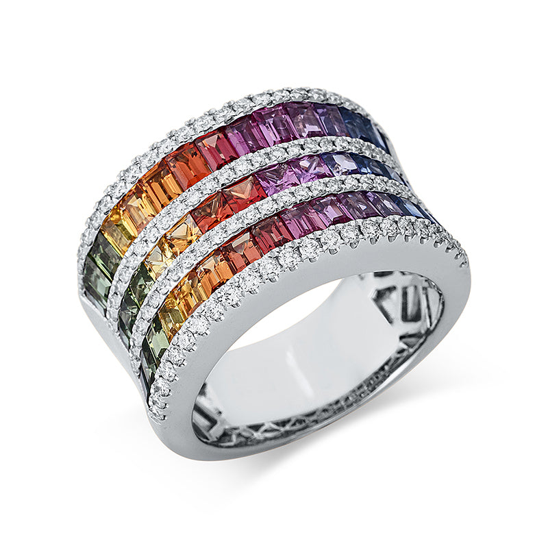 Ring 18 kt WG, 98 Brill. 0,55 ct, TW-si, 43 Saphire 3,87 ct fancy