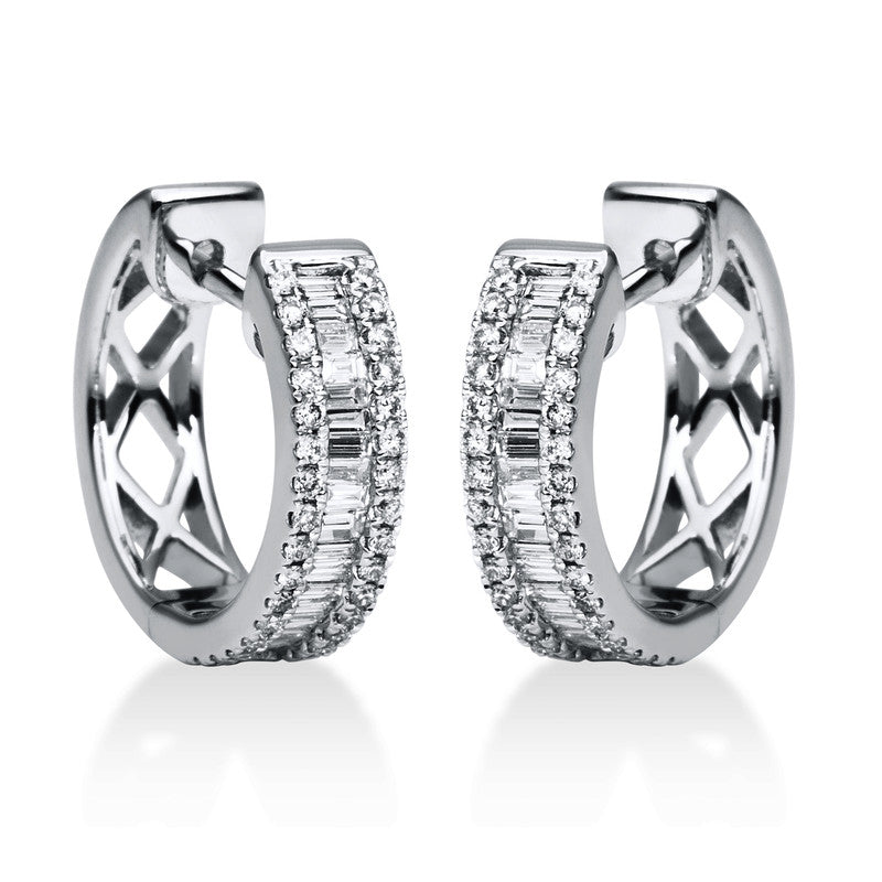 Creolen 18 kt WG, 34 Bag. 0,29 ct, TW-si, 64 Brill. 0,24 ct, TW-si