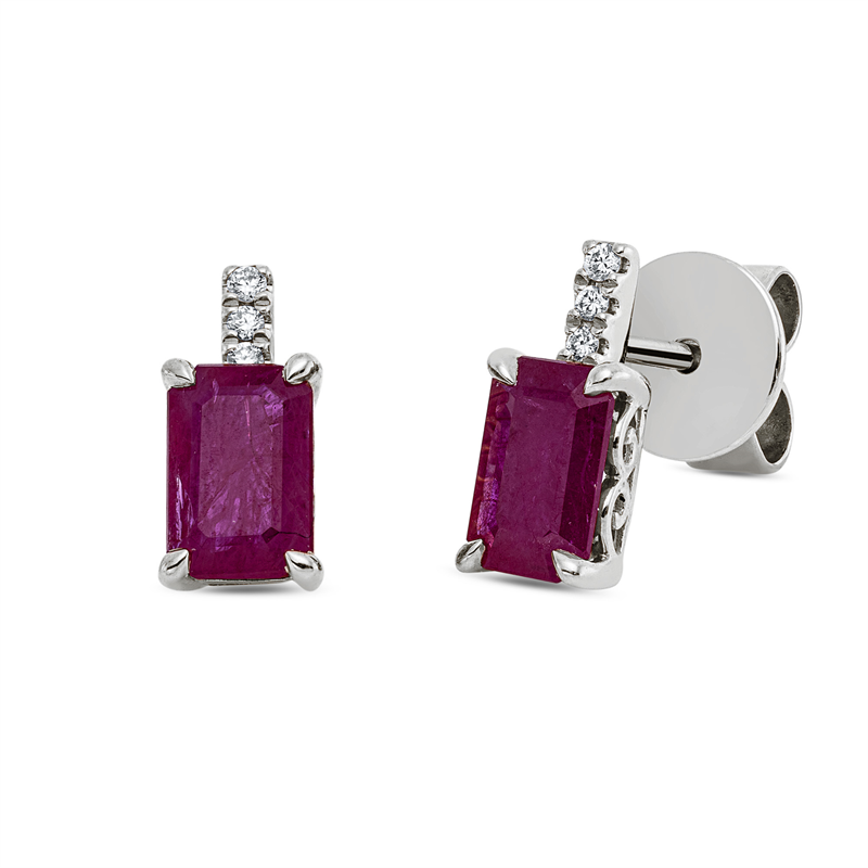 Ohrstecker 18 kt WG, 6 Brill. 0,03 ct, TW-si, 2 Rubine 1,22 ct rot