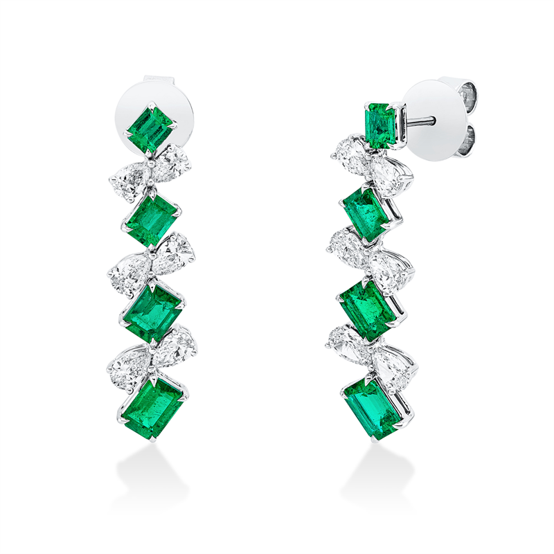 Ohrschmuck 18 kt WG, 12 Tropfen 2,12 ct, F-vvs/vs, 8 Smaragde 3,25 ct grün