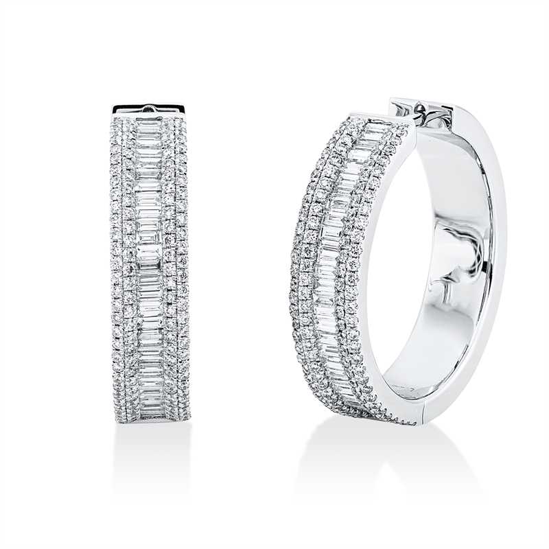 Creolen 18 kt WG, 59 Bag. 0,68 ct, TW-si, 240 Brill. 0,72 ct, TW-si