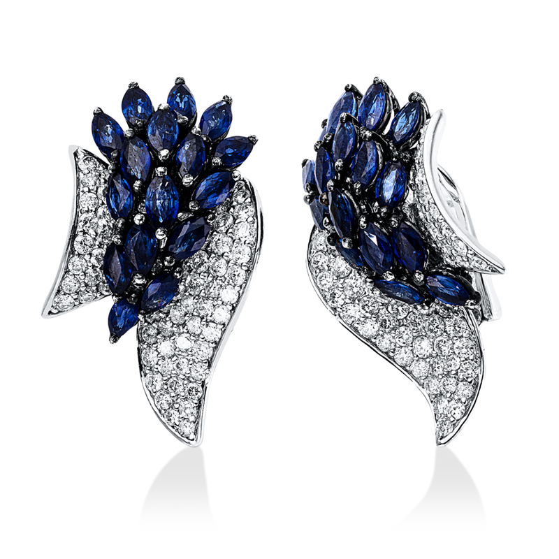 Ohrschmuck 18 kt WG, Fassung teils schwarz rhodinie, 126 Brill. 2,50 ct, TW-si, 32 Saphire 5,04 ct blau