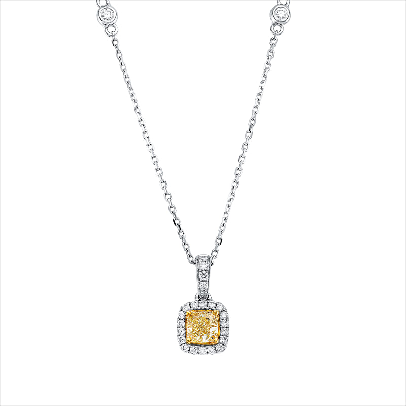 Collier 18 kt WG+GG, mit ZÖ 40,6 cm + 43,2 cm, 24 Brill. 0,18 ct, TW-si, 1 Cushion 0,51 ct, gelb