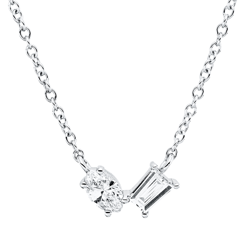 Collier 18 kt WG, mit ZÖ 40 cm + 43 cm, 1 Nav. 0,16 ct, TW-si, 1 Bag. 0,14 ct, TW-si