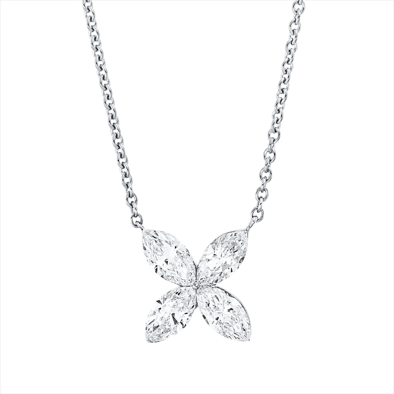 Collier 18 kt WG, 4 Nav. 1,12 ct, TW-si