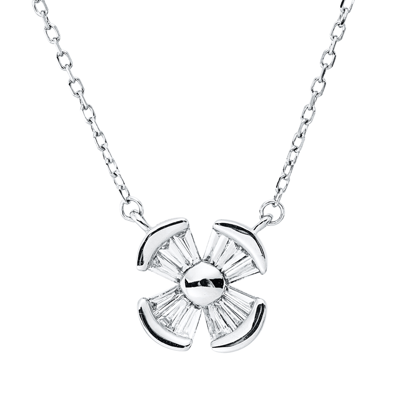 Collier 18 kt WG, mit ZÖ 40 cm, 12 Trap. 0,21 ct, TW-vsi, 4 Brill. 0,15 ct, TW-si