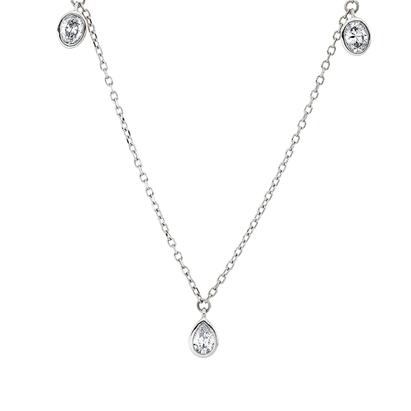 Collier 18 kt WG, mit ZÖ 43 cm + 40,6 cm, 3 Tropfen 0,29 ct, TW-si, 2 Oval 0,21 ct, TW-si
