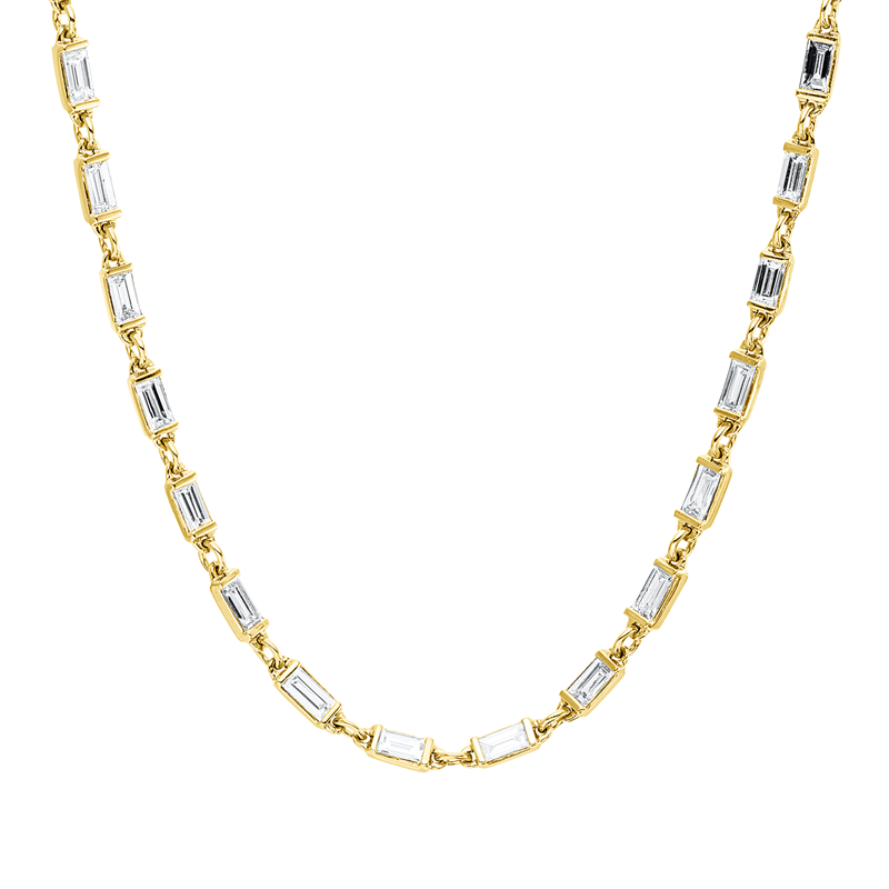 Collier 18 kt GG, 62 Bag. 3,01 ct, TW-vsi