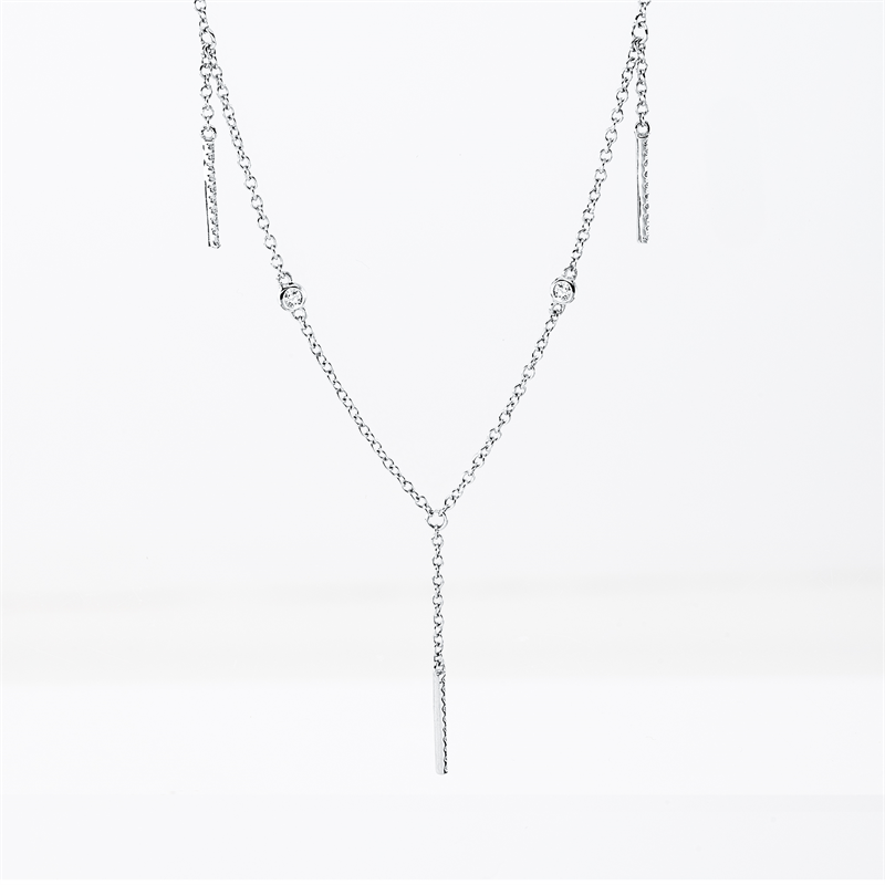 Collier 18 kt WG, 30 Dia. 0,07 ct, I-si, 4 Brill. 0,06 ct, I-si