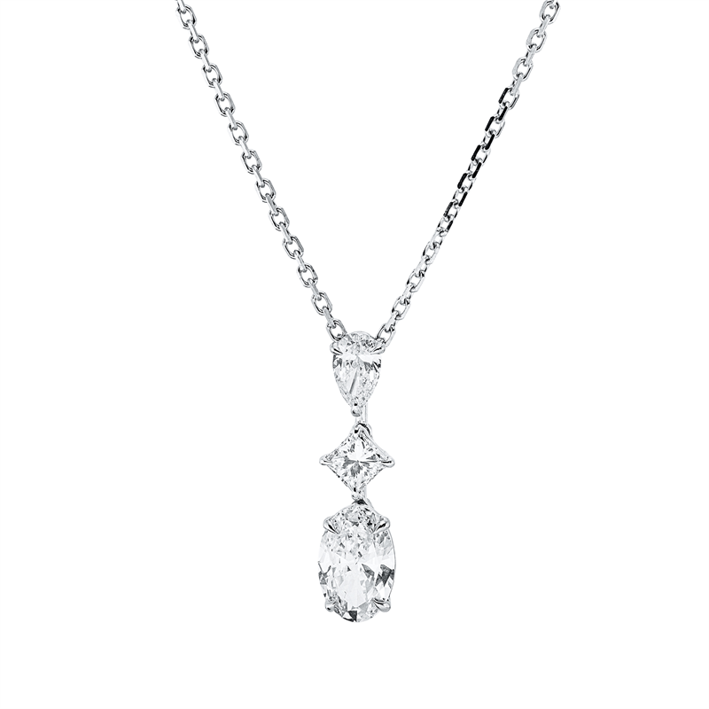 Collier 18 kt WG, 1 Oval 0,70 ct, D/F-vvs, 1 Tropfen 0,18 ct, 1 Princ. 0,18 ct, D/F-vsi/si