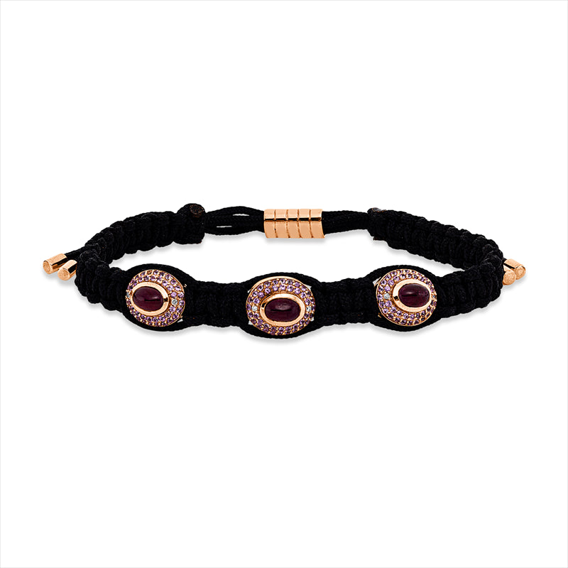 Armband 18 kt RG, schwarzes cord, 6 Brill. 0,04 ct, I-vsi, 3 Rubine 1,83 ct rot, 126 Saphire 0,80 ct pink