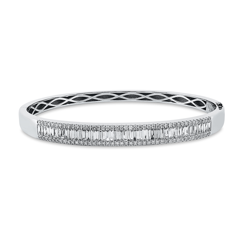 Armreif 18 kt WG, 51 Bag. 1,18 ct, TW-si, 86 Brill. 0,63 ct, TW-si