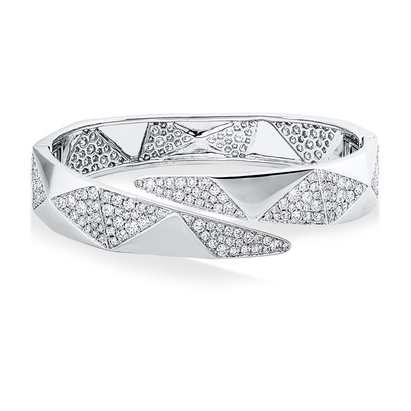 Armreif 18 kt WG, 260 Brill. 6,34 ct, TW-vsi