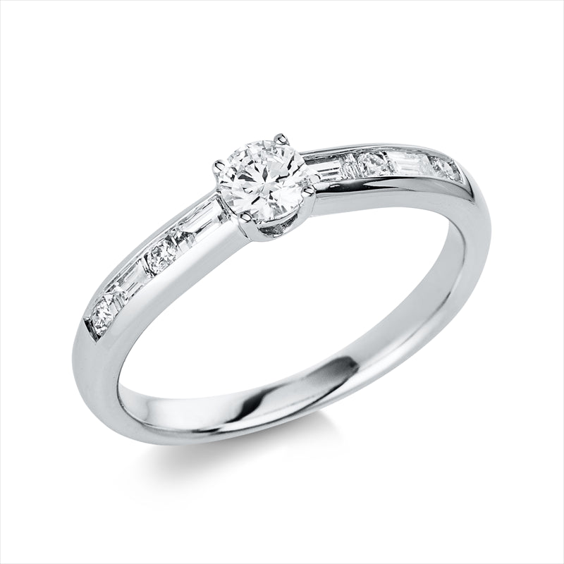 Ring 18 kt WG, 4 Brill. 0,06 ct, TW-si, 1 Brill. 0,26 ct, TW-si, 4 Brill. 0,22 ct, TW-si