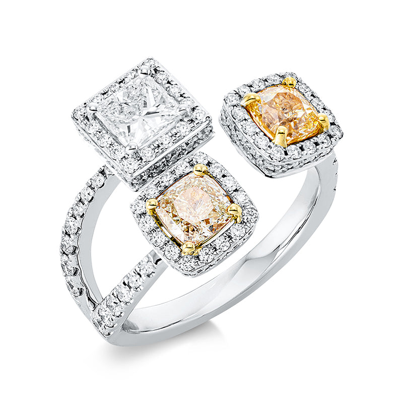 Ring 18 kt WG+GG, GIA 2pcs, 108 Brill. 0,46 ct, TW-vsi, 2 Cushion 1,02 ct, gelb-vs1, 1 Princ. 0,52 ct, TW-vsi/si, 12 Brill. 0,18 ct, TW-vsi