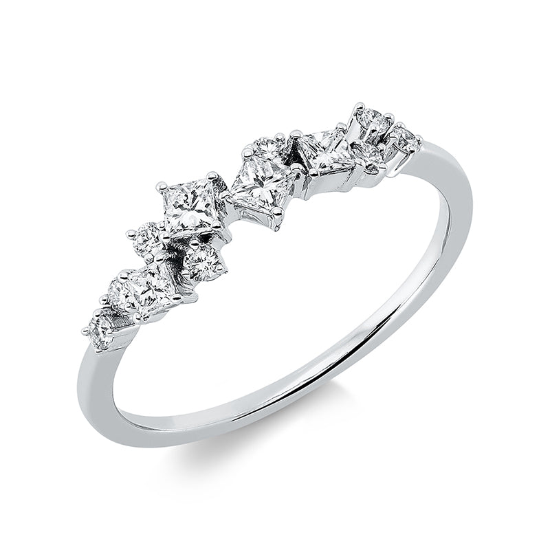 Ring 18 kt WG, 4 Princ. 0,27 ct, TW-si, 8 Brill. 0,12 ct, TW-pi