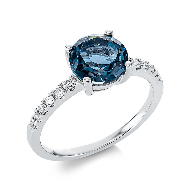 Ring 18 kt WG, 12 Brill. 0,20 ct, TW-si, 1 Topas 2,45 ct Lond. blue