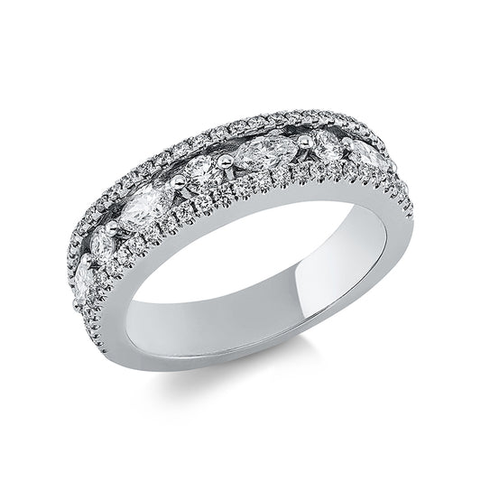 Ring 18 kt WG, 4 Nav. 0,42 ct, TW-vsi, 67 Brill. 0,58 ct, TW-si