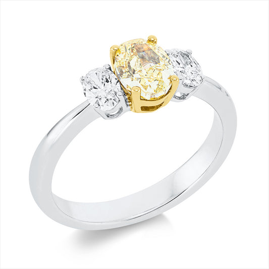 Ring 18 kt WG+GG, GIA 7516571095, 1 Oval 1,01 ct, gelb-si1, 2 Oval 0,47 ct, TW-si