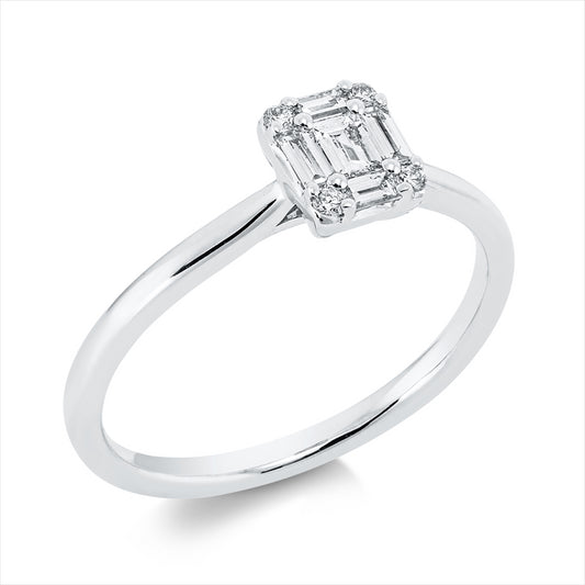 Ring 18 kt WG, 4 Trap. 0,12 ct, TW-si, 1 Bag. 0,09 ct, TW-vsi, 4 Brill. 0,04 ct, TW-si