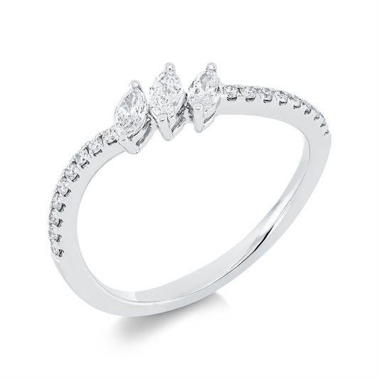 Ring 18 kt WG, 3 Nav. 0,26 ct, TW-si, 18 Brill. 0,14 ct, TW-si