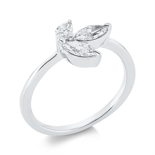 Ring 18 kt WG, 1 Nav. 0,20 ct, TW-si, 1 Nav. 0,25 ct, TW-si, 1 Nav. 0,10 ct, TW-si