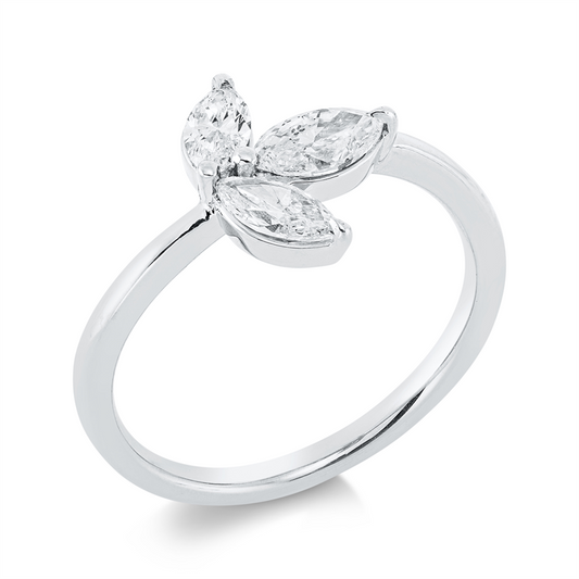 Ring 18 kt WG, 1 Nav. 0,25 ct, TW-si, 1 Nav. 0,33 ct, TW-si, 1 Nav. 0,20 ct, TW-si