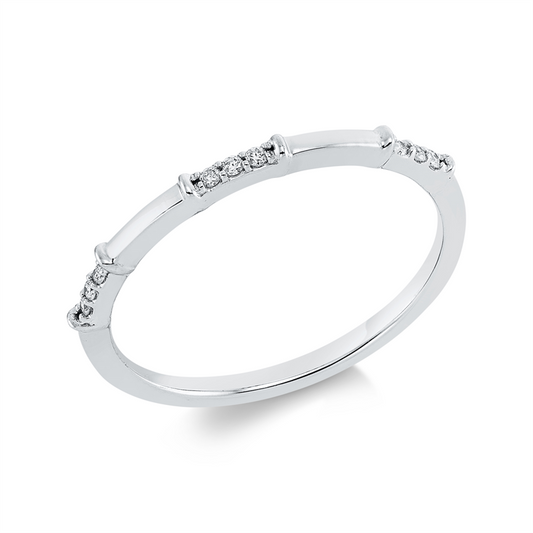 Ring 18 kt WG, 9 Brill. 0,05 ct, TW-si