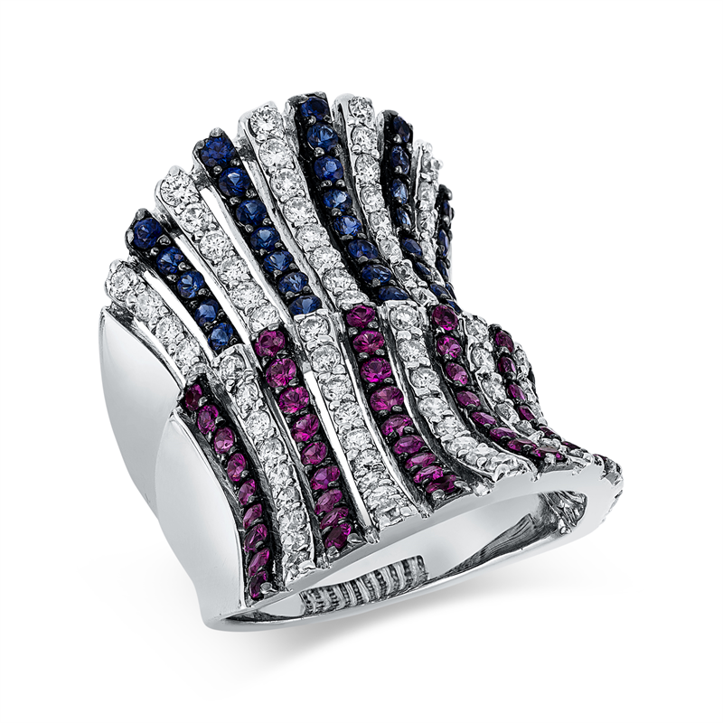 Ring 18 kt WG,82 Brill. 1,68 ct, TW-vsi/si, 39 Saphire 1,03 ct blau, 48 Rubine 1,16 ct rot