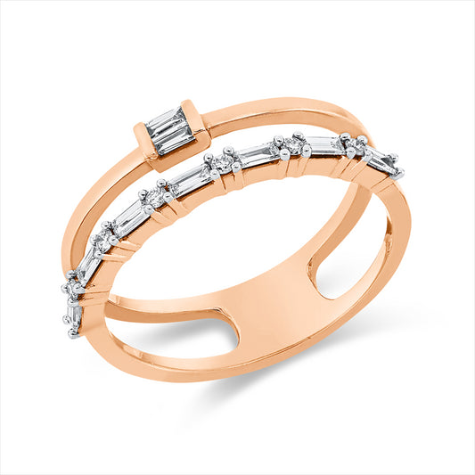 Ring 14 kt RG, Fassung rhodiniert, 7 Bag. 0,17 ct, 2 Trap. 0,04 ct, 6 Brill. 0,06 ct, TW-si