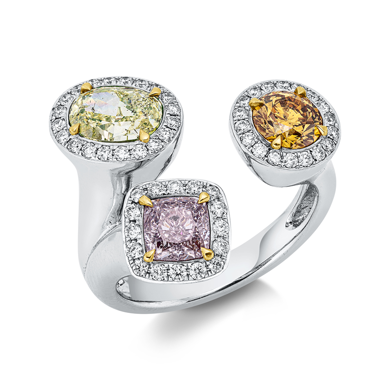 Ring 18 kt WGR, GIA 3PCS, 1 Br. 0,56 ct, or, 1 Cush 0,64 ct, pi, 1 Ov 0,95 ct, grün, 54 Br. 0,33 ct, F-si