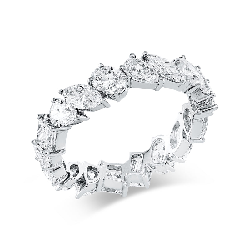 Ring 18 kt WG, 18 Fant-Schl 3,75 ct, TW-si