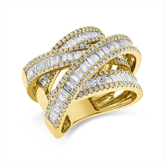 Ring 18 kt GG, 93 Bag. 2,05 ct, F-si, 231 Brill. 0,88 ct, F-si