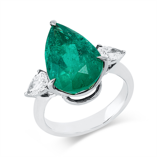 Ring 18 kt WG+GG, 2 Tropfen 0,62 ct, TW-vsi, 1 Smaragd 6,54 ct grün