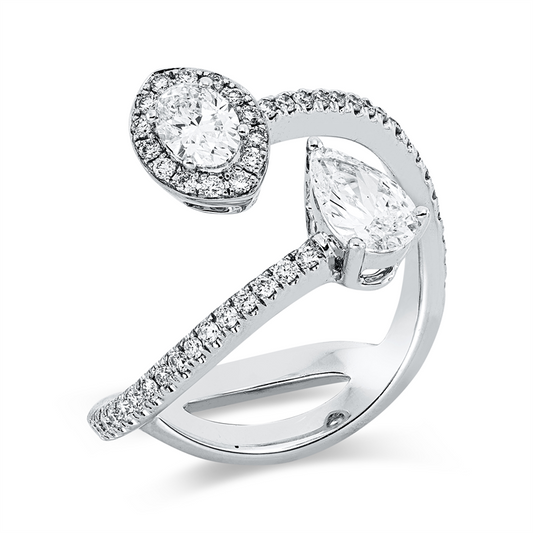 Ring 18 kt WG, 1 Oval 0,26 ct, F-vsi/si, 1 Tropfen 0,39 ct, F-vsi/si, 49 Brill. 0,26 ct, F-vsi/si