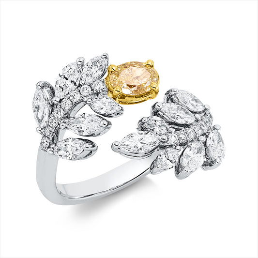 Ring 18 kt WG+GG, 13 Nav. 1,12 ct, D/TW-vsi/si, 1 Oval 0,47 ct, gelb-vsi, 15 Brill. 0,11 ct, D/TW-vsi/si