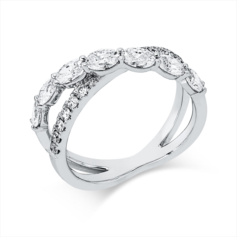 Ring 18 kt WG, 7 Oval 1,09 ct, TW-vsi, 14 Brill. 0,20 ct, TW-si